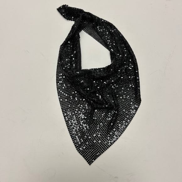 Paco Rabanne Chain-Link Triangle Scarf - Picture 4 of 5